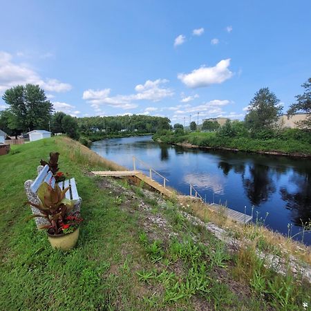 L'Auberge Du Vieux Pont Saint-Raymond ภายนอก รูปภาพ